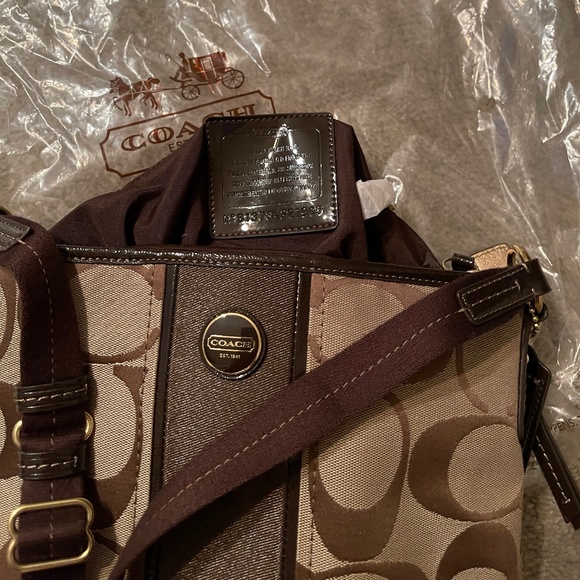 COACH (F21905) SIGNATURE STRIPE DUFFLE Brown/khaki - Picture 3 of 4